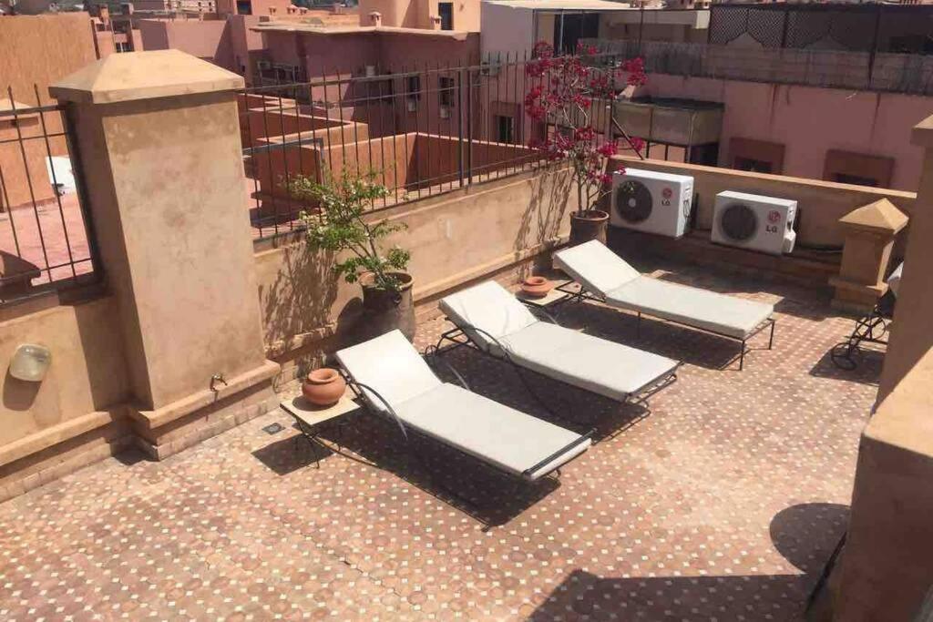 Appartement Tout Confort Avec Possibilite Transport Aeroport Марракеш Экстерьер фото
